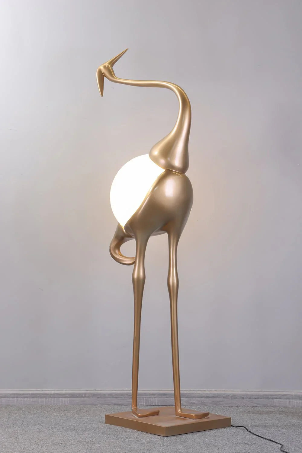 Heron Sculpture Floor Lamp - NexioPick