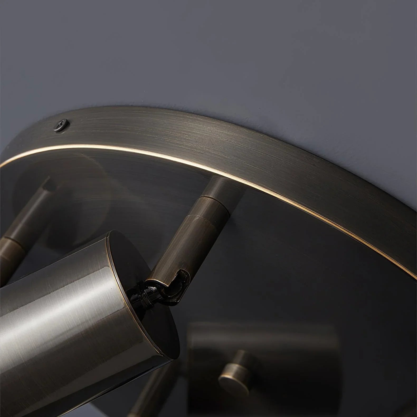 Hugo Hotspot Ceiling Light - NexioPick