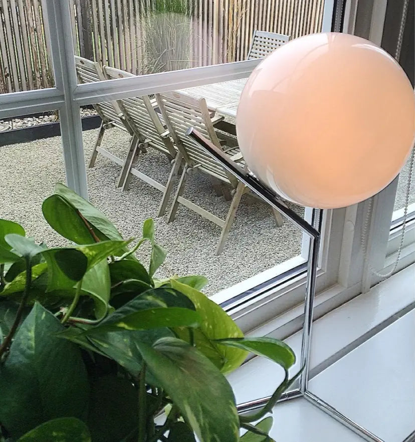 Artemide Table Lamp - NexioPick