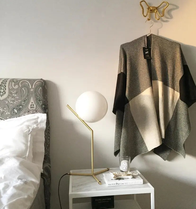 Artemide Table Lamp - NexioPick