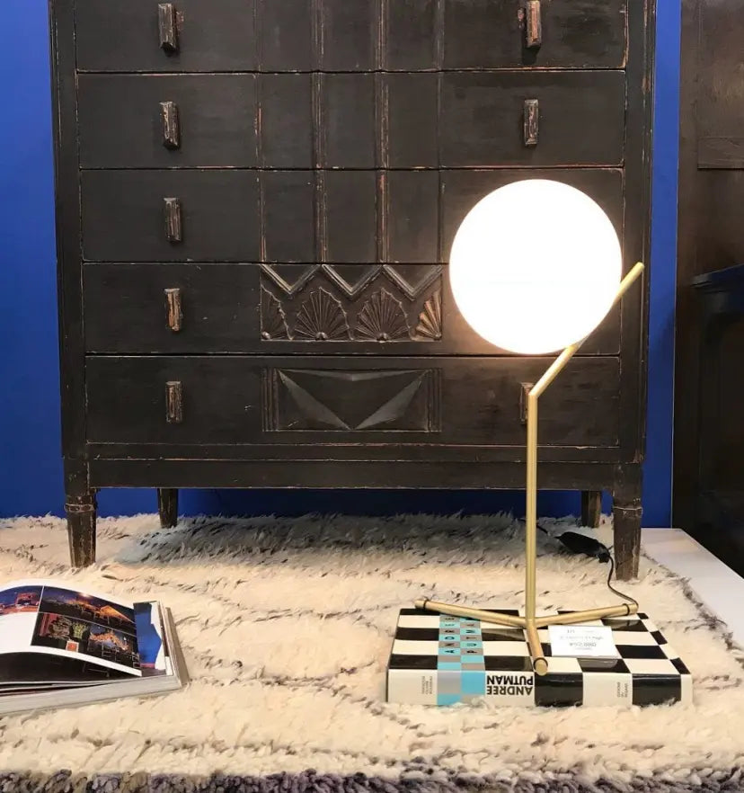 Artemide Table Lamp - NexioPick