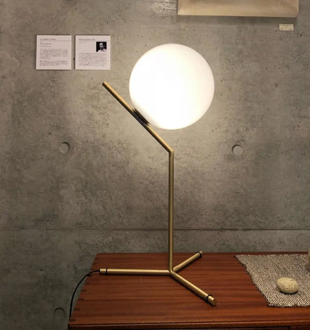 Artemide Table Lamp - NexioPick