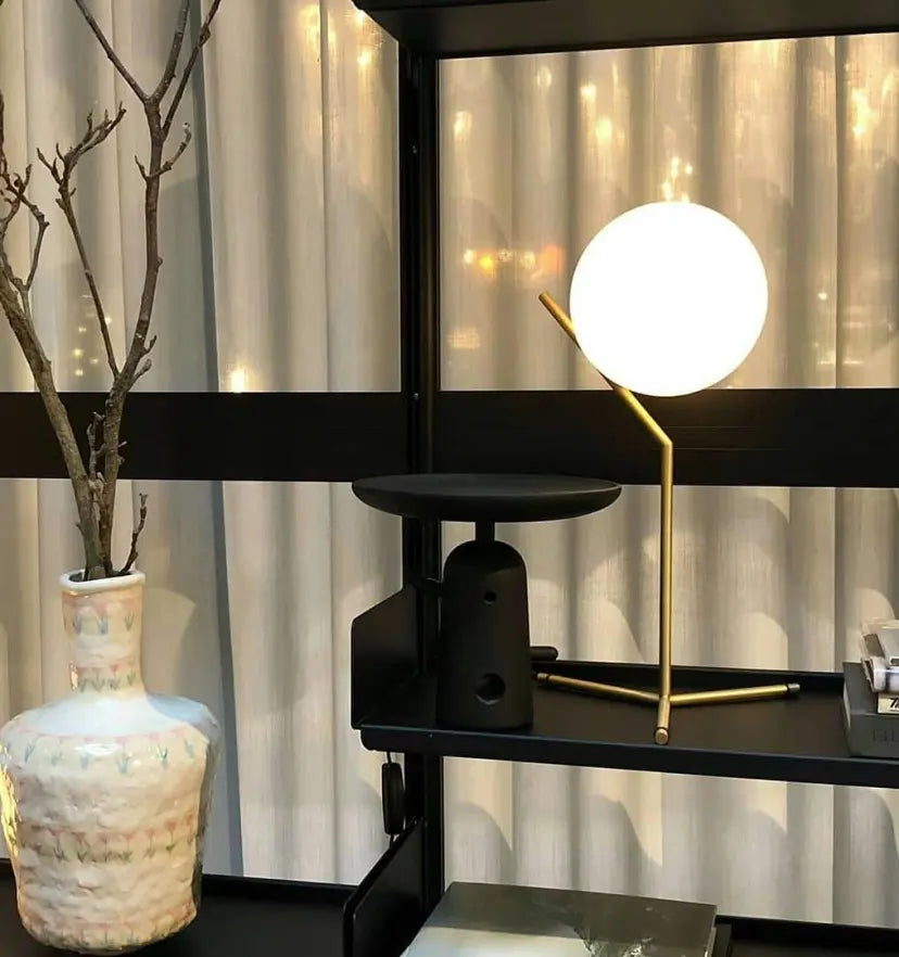 Artemide Table Lamp - NexioPick