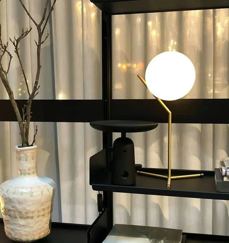 Artemide Table Lamp - NexioPick