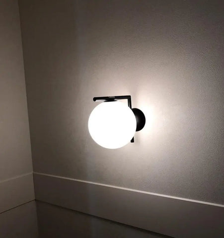 Artemide Wall Lamp - NexioPick
