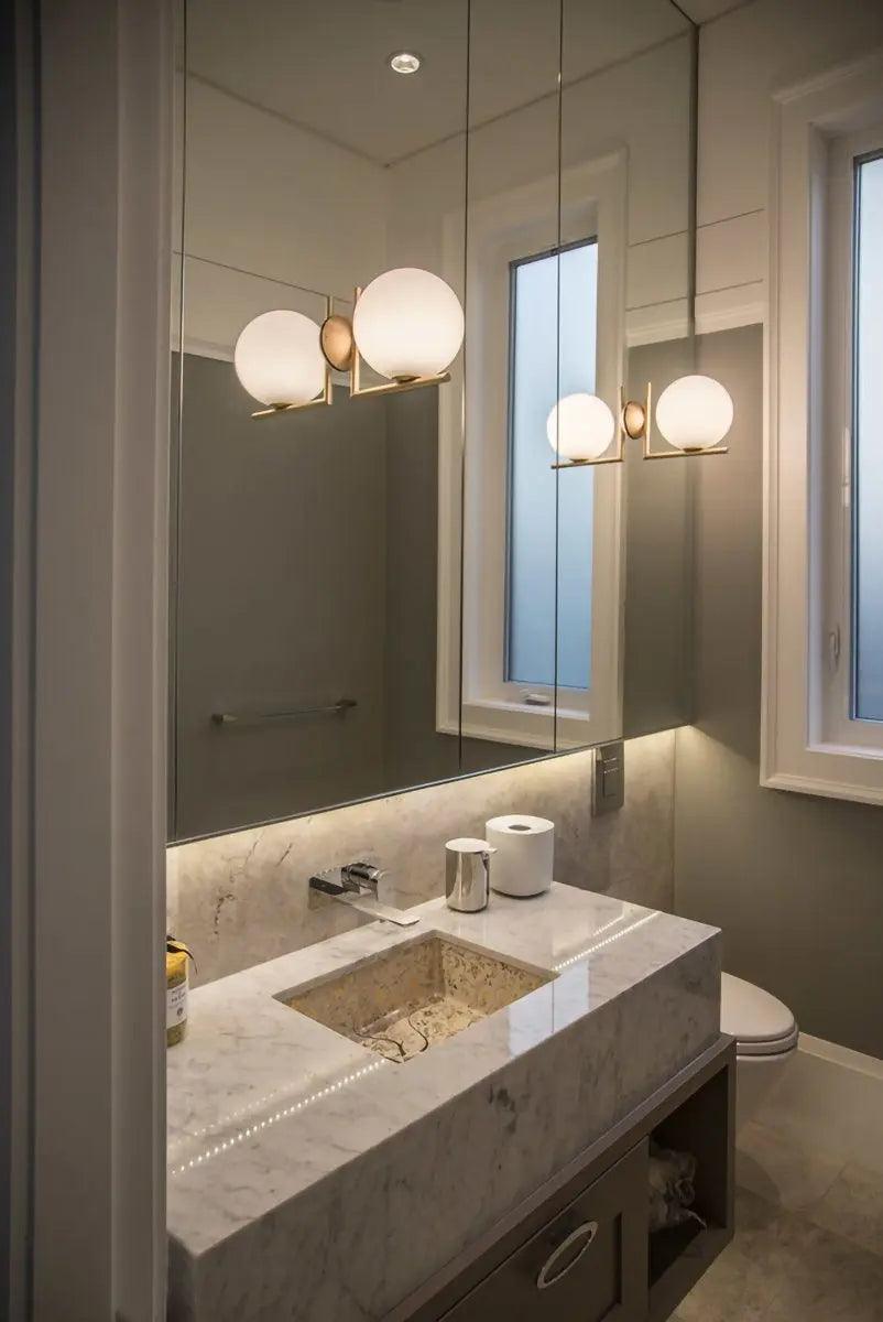 Artemide Wall Lamp - NexioPick