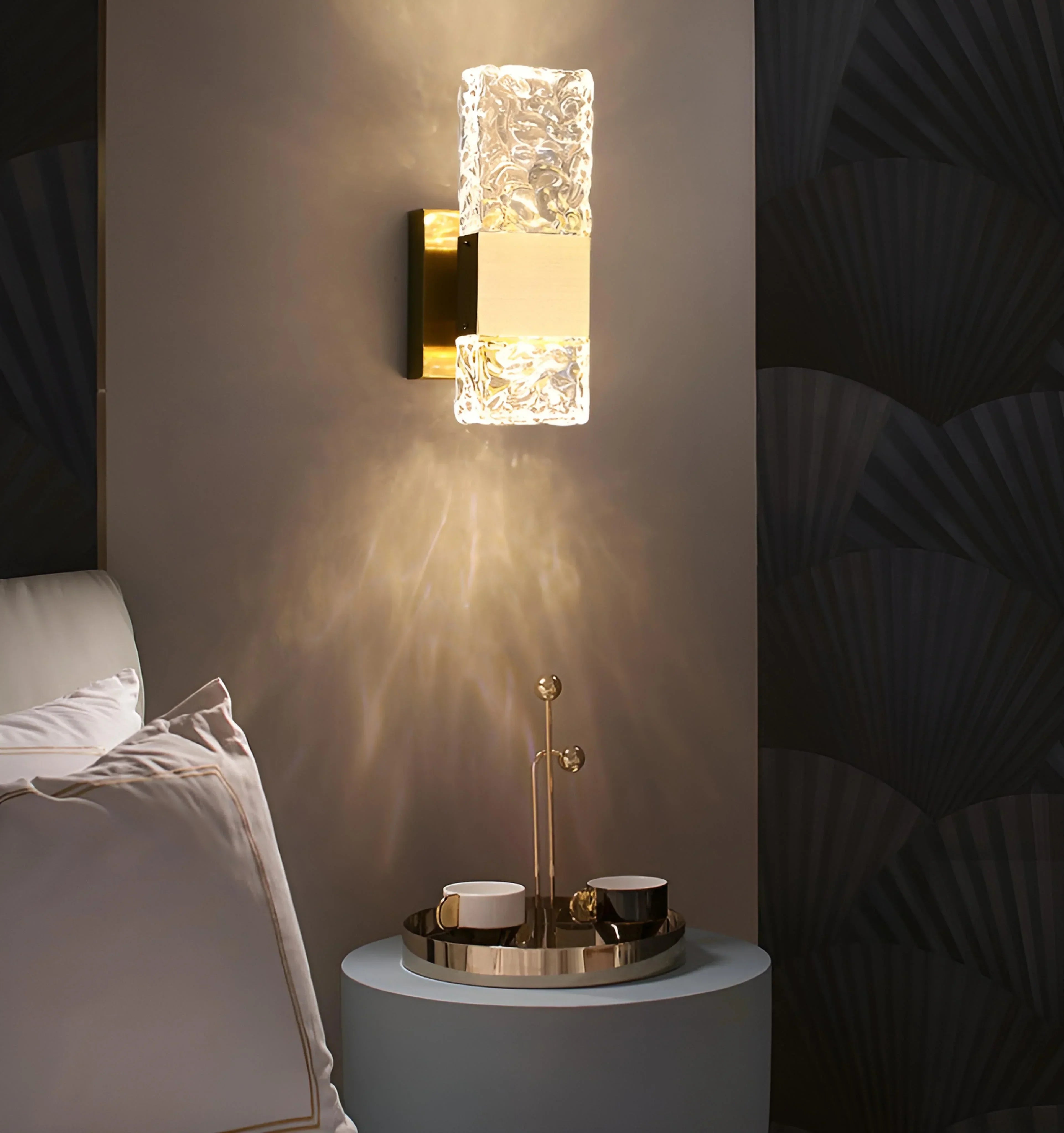 Ice Crystal Wall Lamp - NexioPick