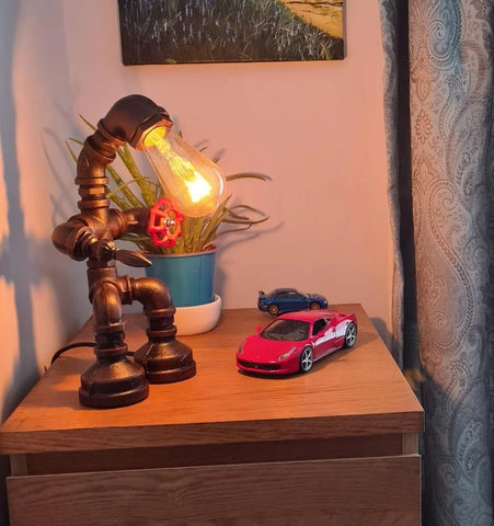 Robot Pipe Table Lamp - NexioPick