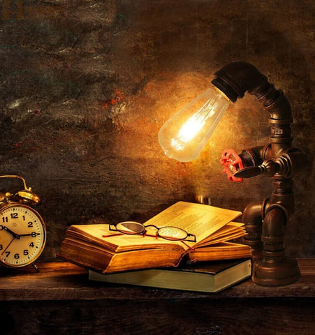 Robot Pipe Table Lamp - NexioPick