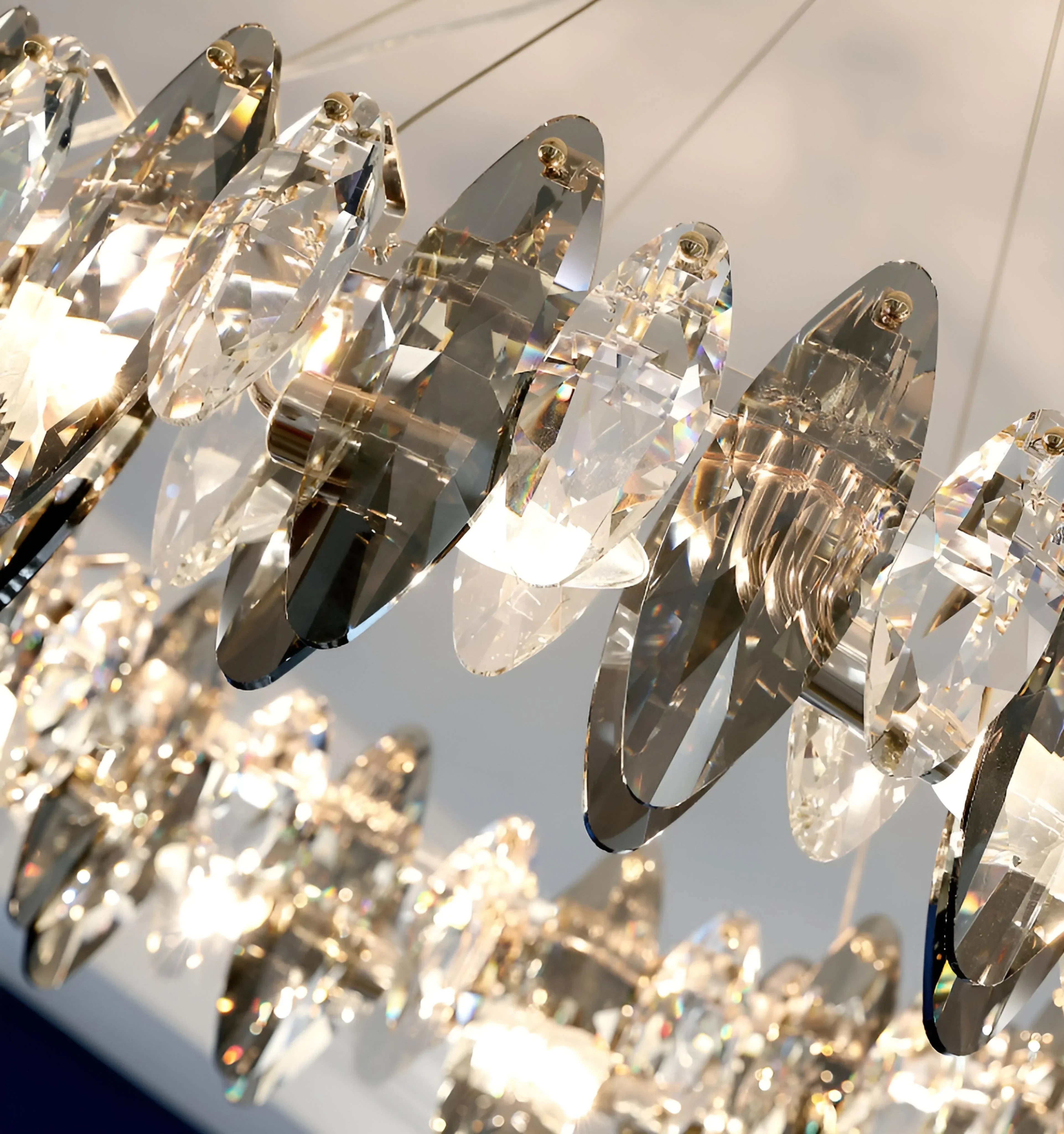 Jonas Crystal Chandelier - NexioPick