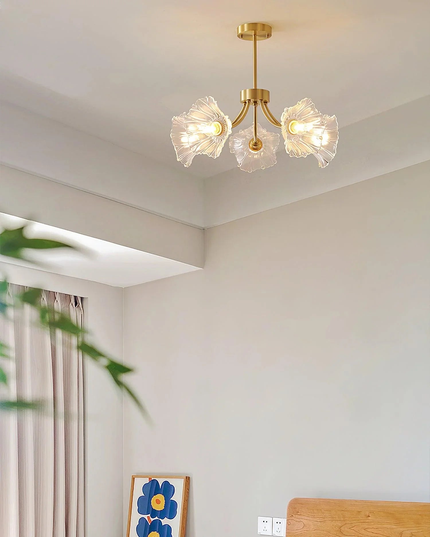 Kalin Flower Glass Chandelier - NexioPick