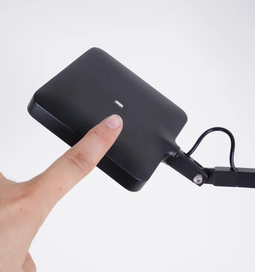 Edge Table Lamp - NexioPick