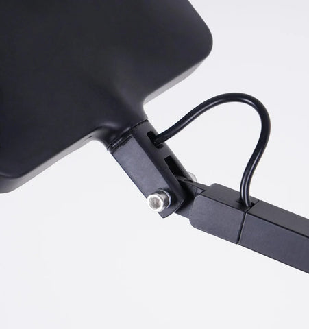 Edge Table Lamp - NexioPick