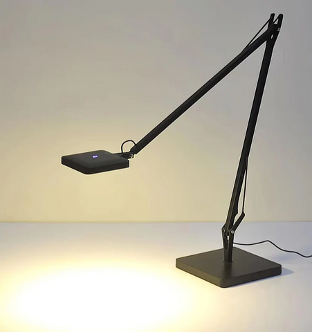 Edge Table Lamp - NexioPick