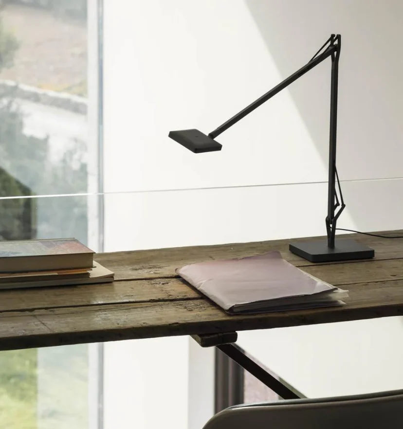 Edge Table Lamp - NexioPick