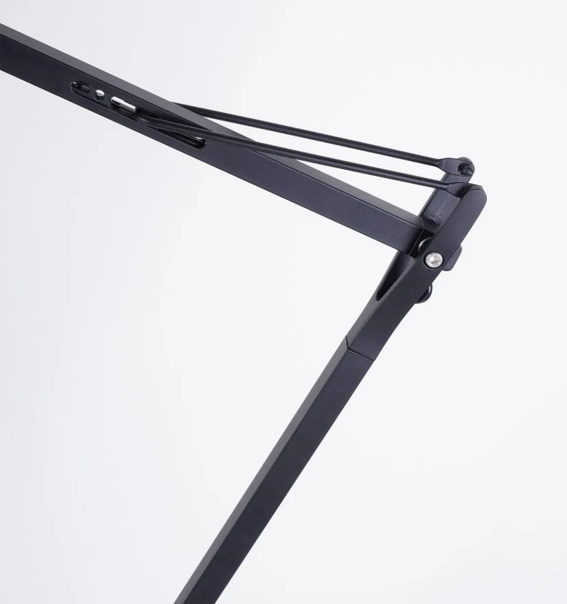 Edge Table Lamp - NexioPick