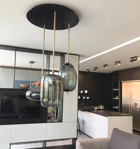 Blown Glass Pendant Light - NexioPick