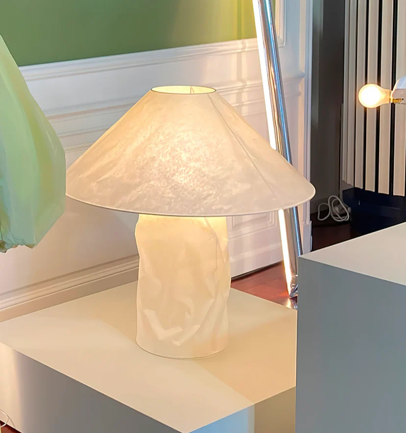 Crinkle Paper Table Lamp - NexioPick