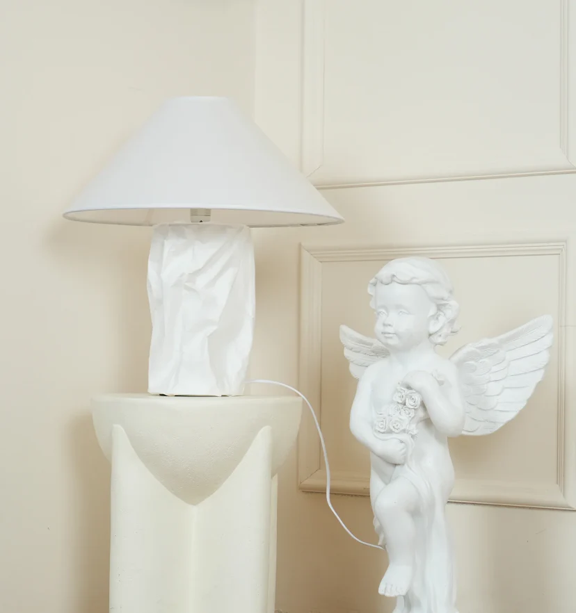 Crinkle Paper Table Lamp - NexioPick