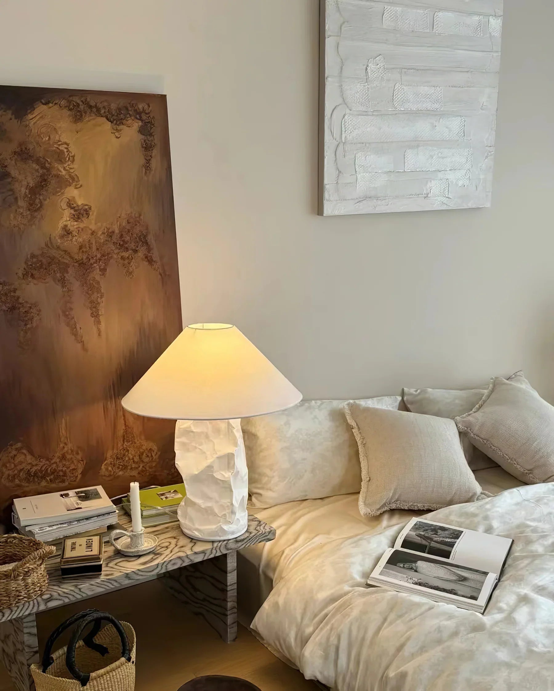 Crinkle Paper Table Lamp - NexioPick