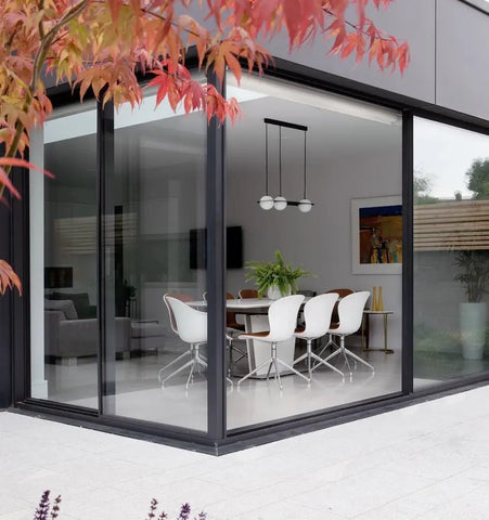 Orbion Black Pendant Lamp - NexioPick