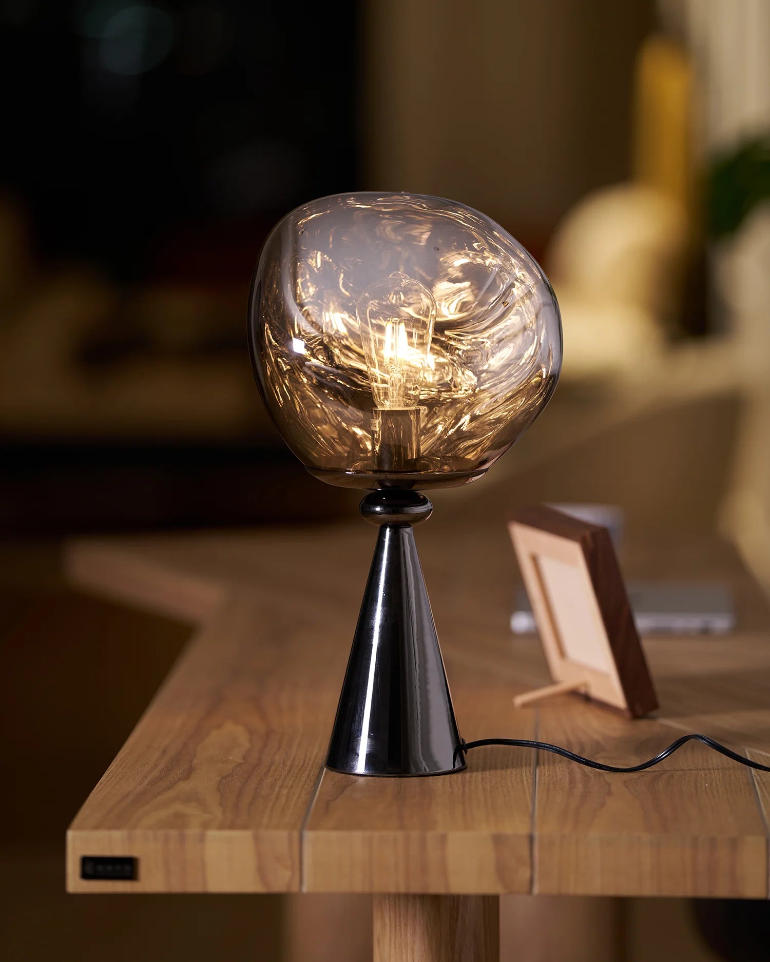 Lava Cone Table Lamp - NexioPick