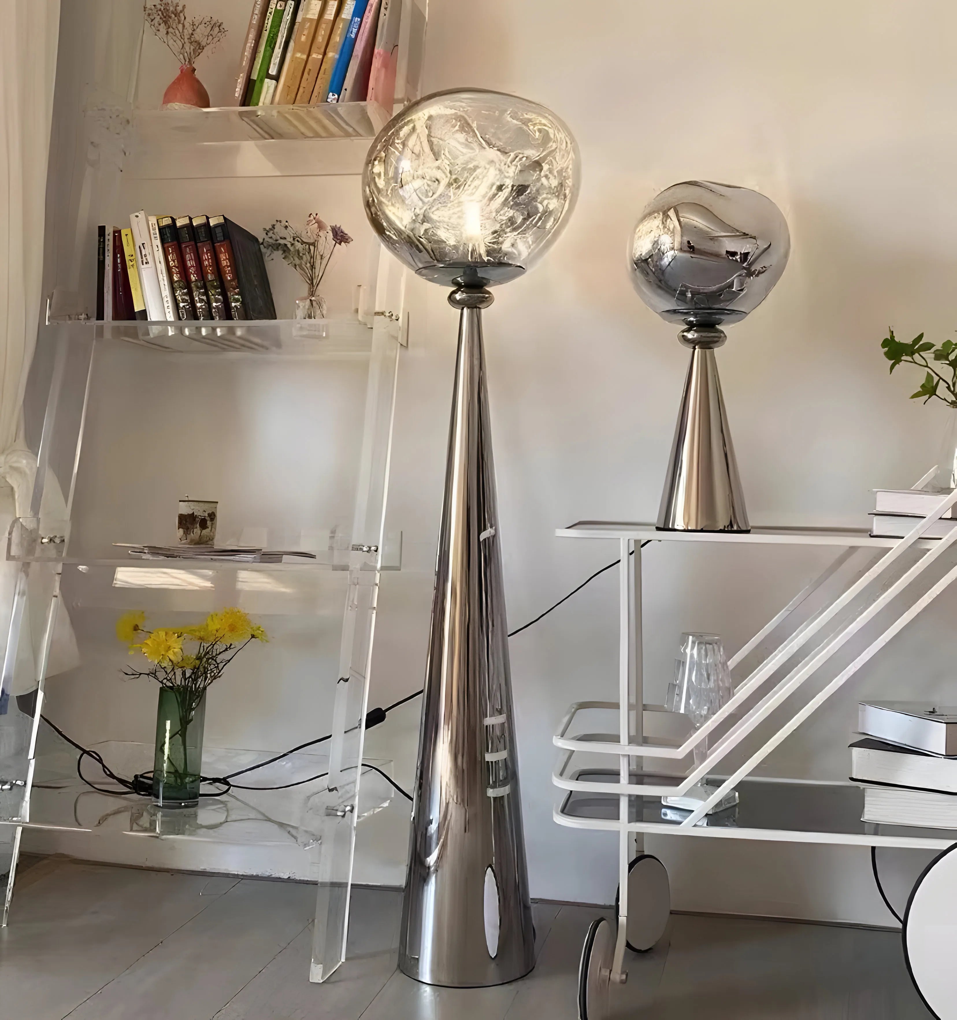 Lava Cone Table Lamp - NexioPick