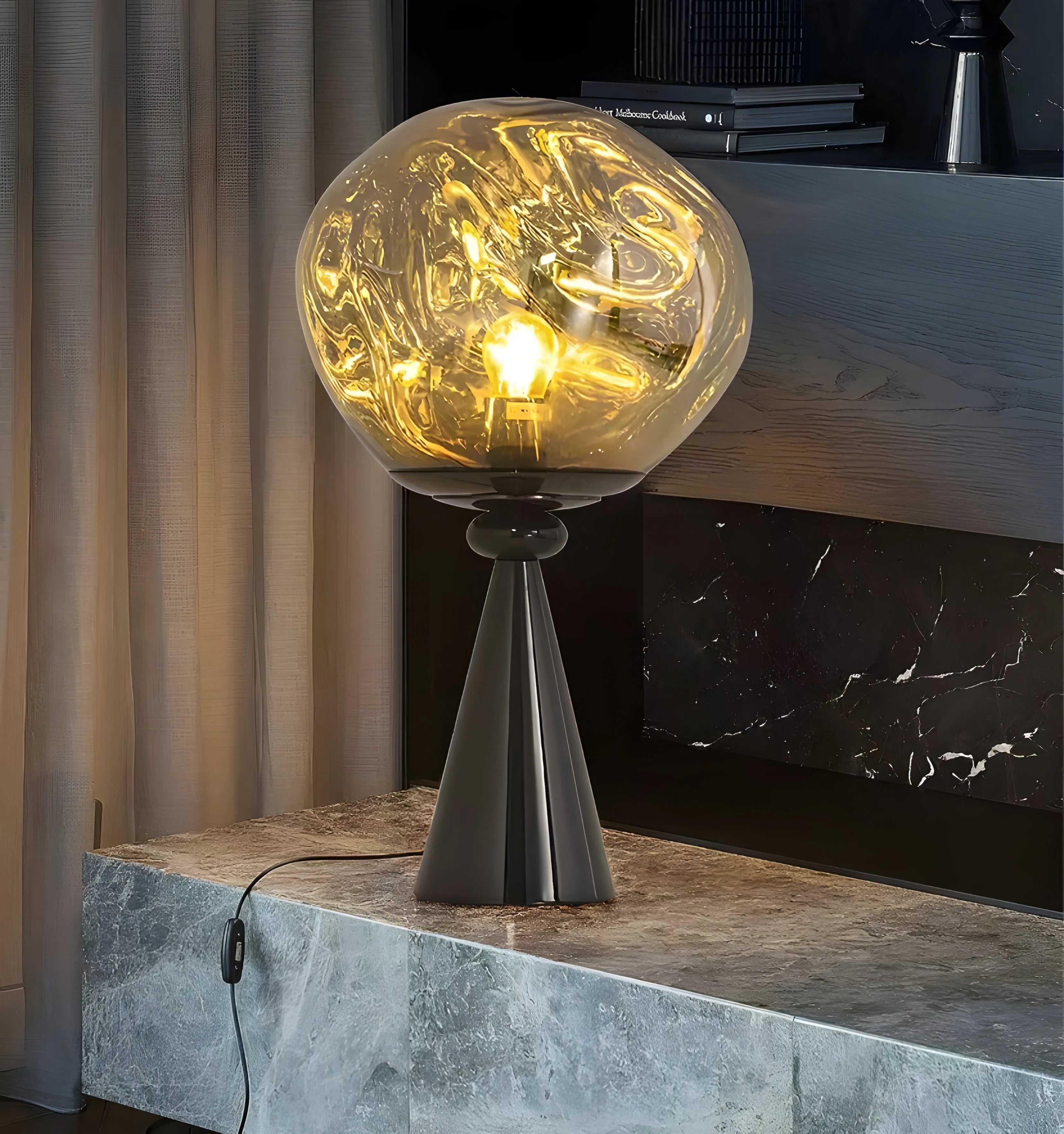 Lava Cone Table Lamp - NexioPick