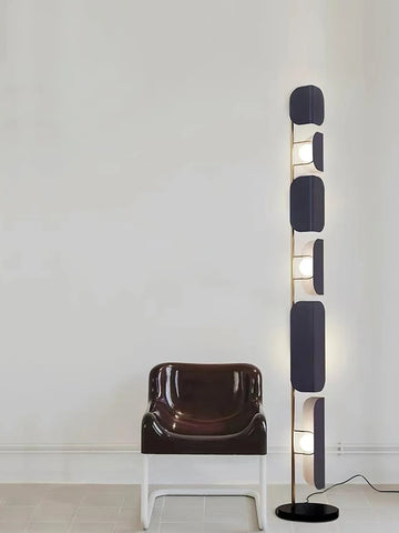 Leagan Floor Lamp - NexioPick
