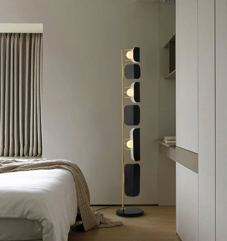 Leagan Floor Lamp - NexioPick