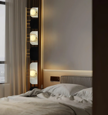 Leagan Floor Lamp - NexioPick