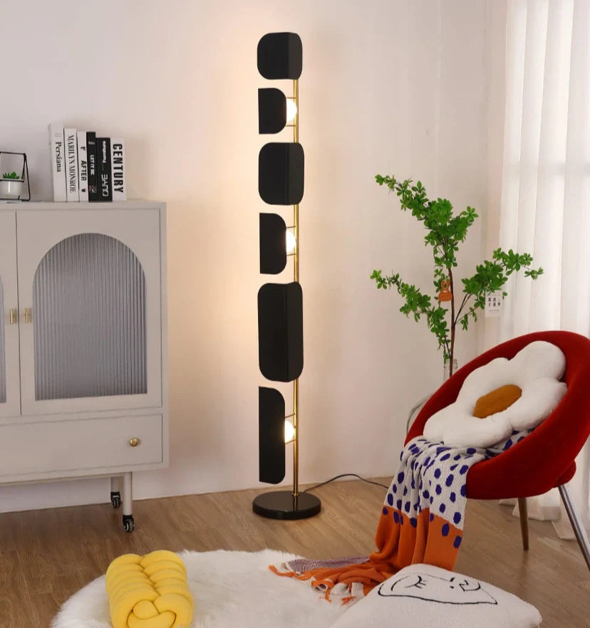 Leagan Floor Lamp - NexioPick