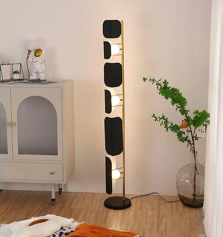 Leagan Floor Lamp - NexioPick
