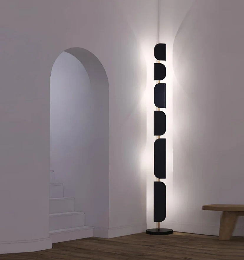 Leagan Floor Lamp - NexioPick
