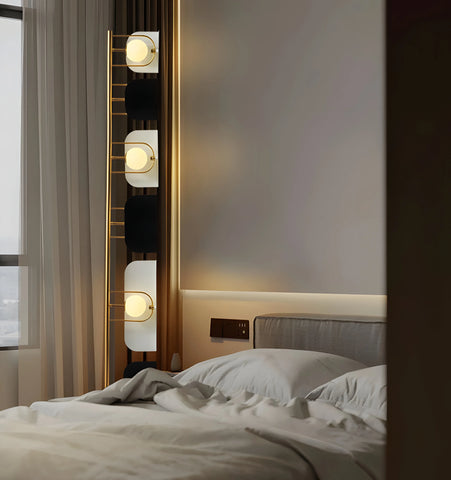 Leagan Floor Lamp - NexioPick