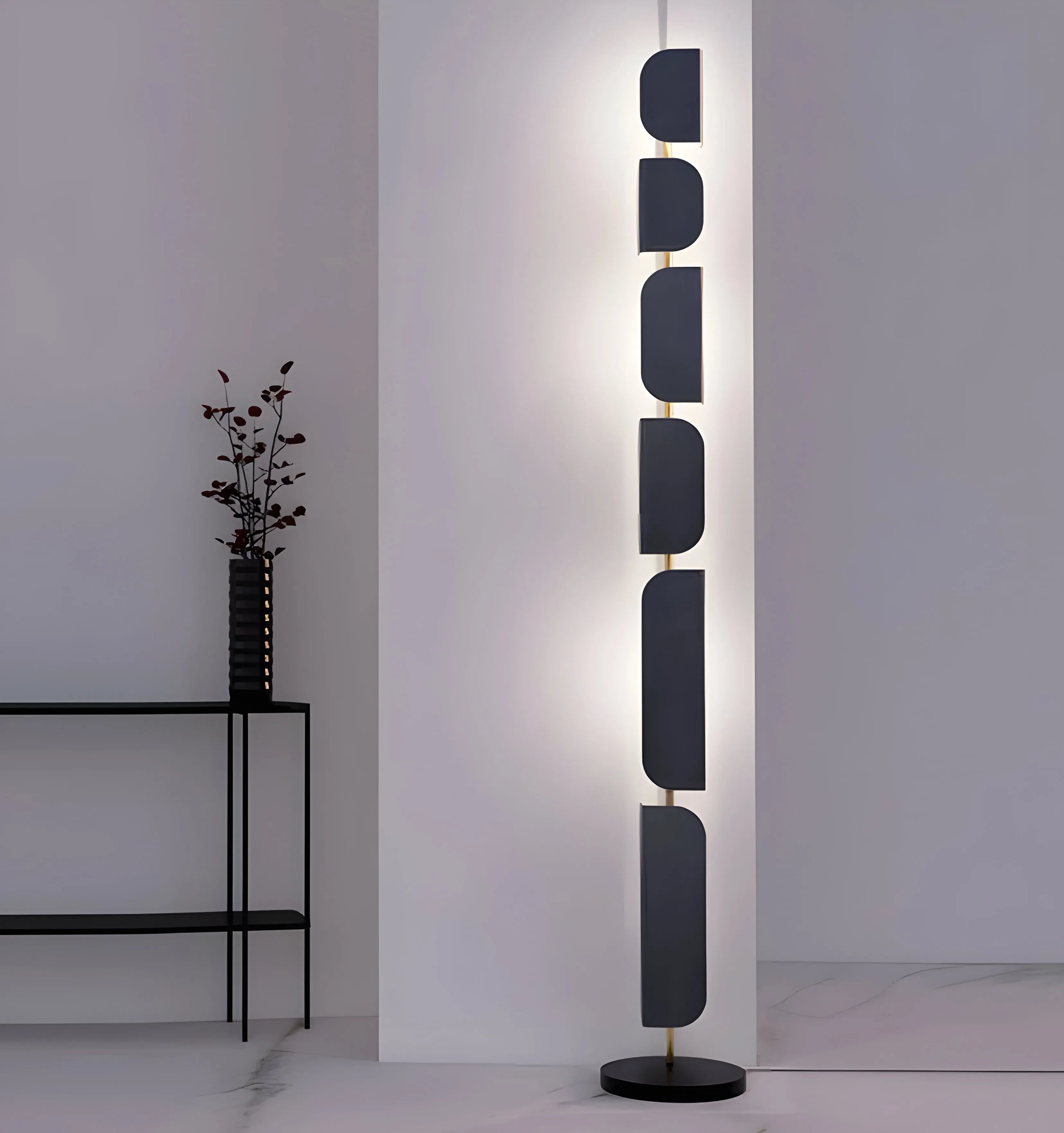 Leagan Floor Lamp - NexioPick