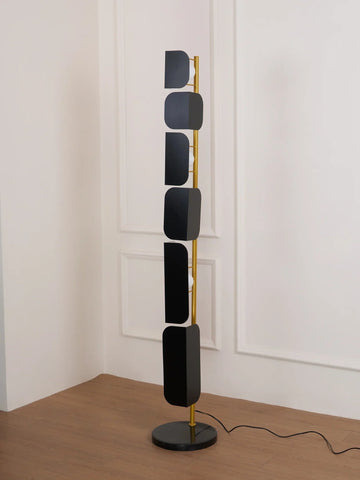 Leagan Floor Lamp - NexioPick