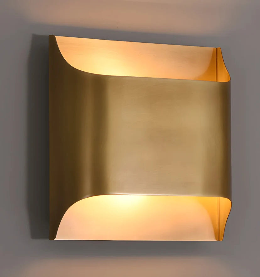 Leclerc Sconce - NexioPick