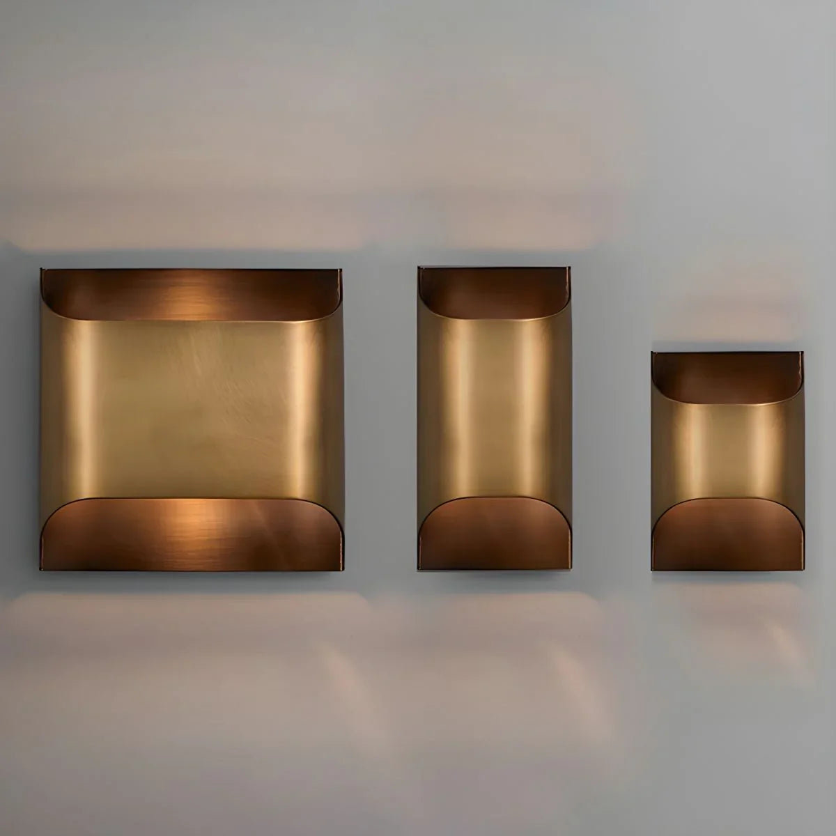 Leclerc Sconce - NexioPick