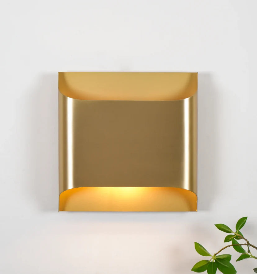 Leclerc Sconce - NexioPick