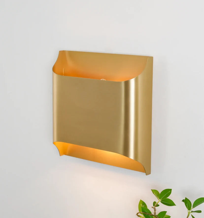 Leclerc Sconce - NexioPick