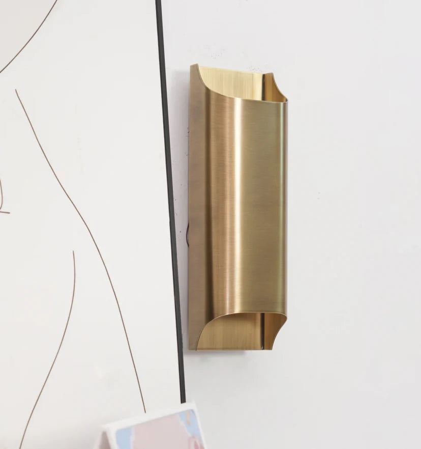 Leclerc Sconce - NexioPick