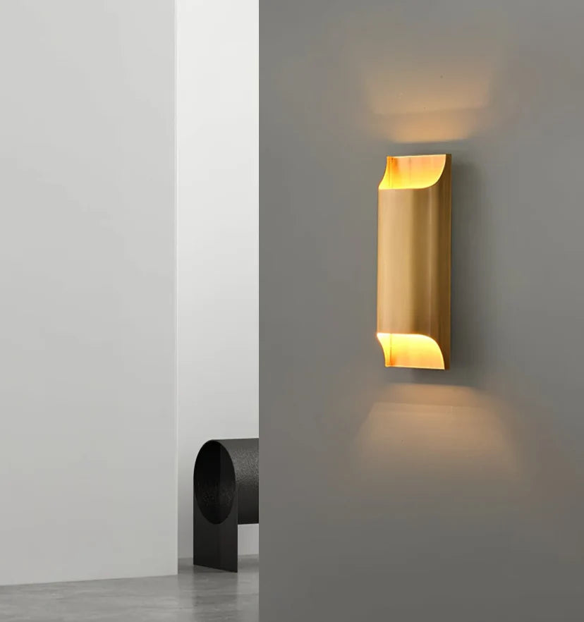 Leclerc Sconce - NexioPick