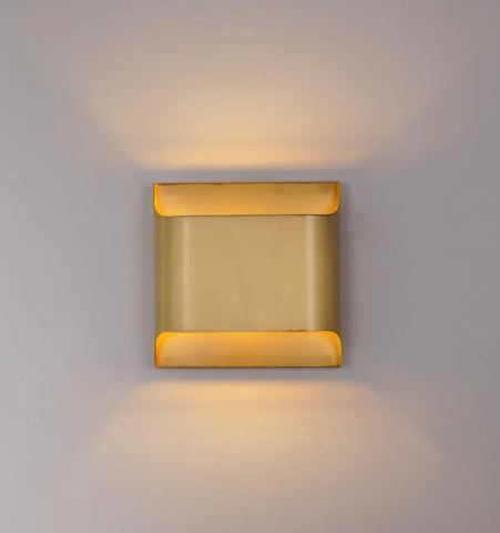 Leclerc Sconce - NexioPick