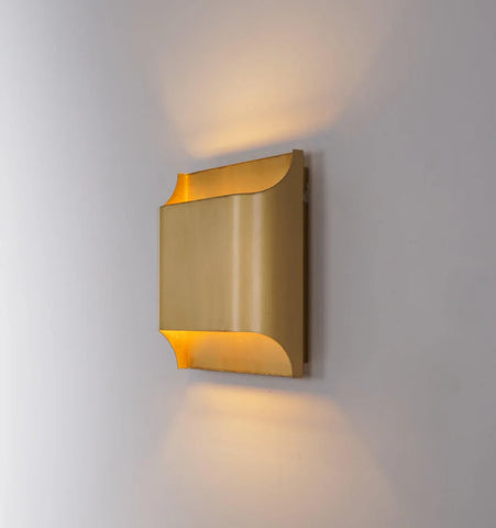Leclerc Sconce - NexioPick