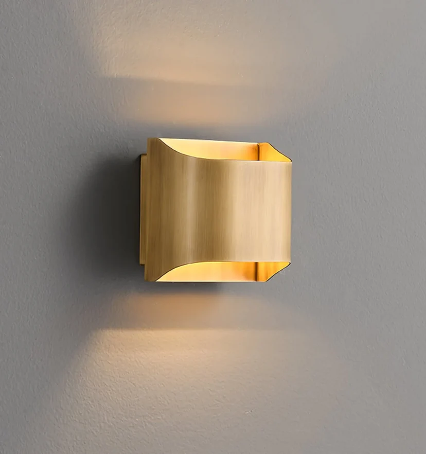 Leclerc Sconce - NexioPick