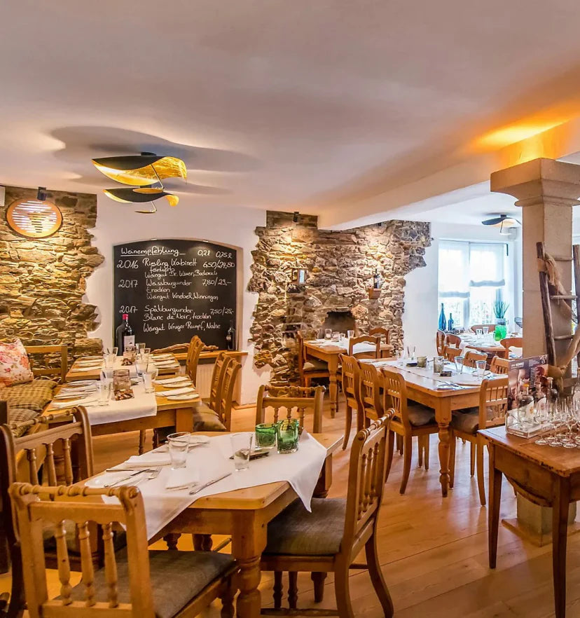 Giorgio Ceiling Light - NexioPick