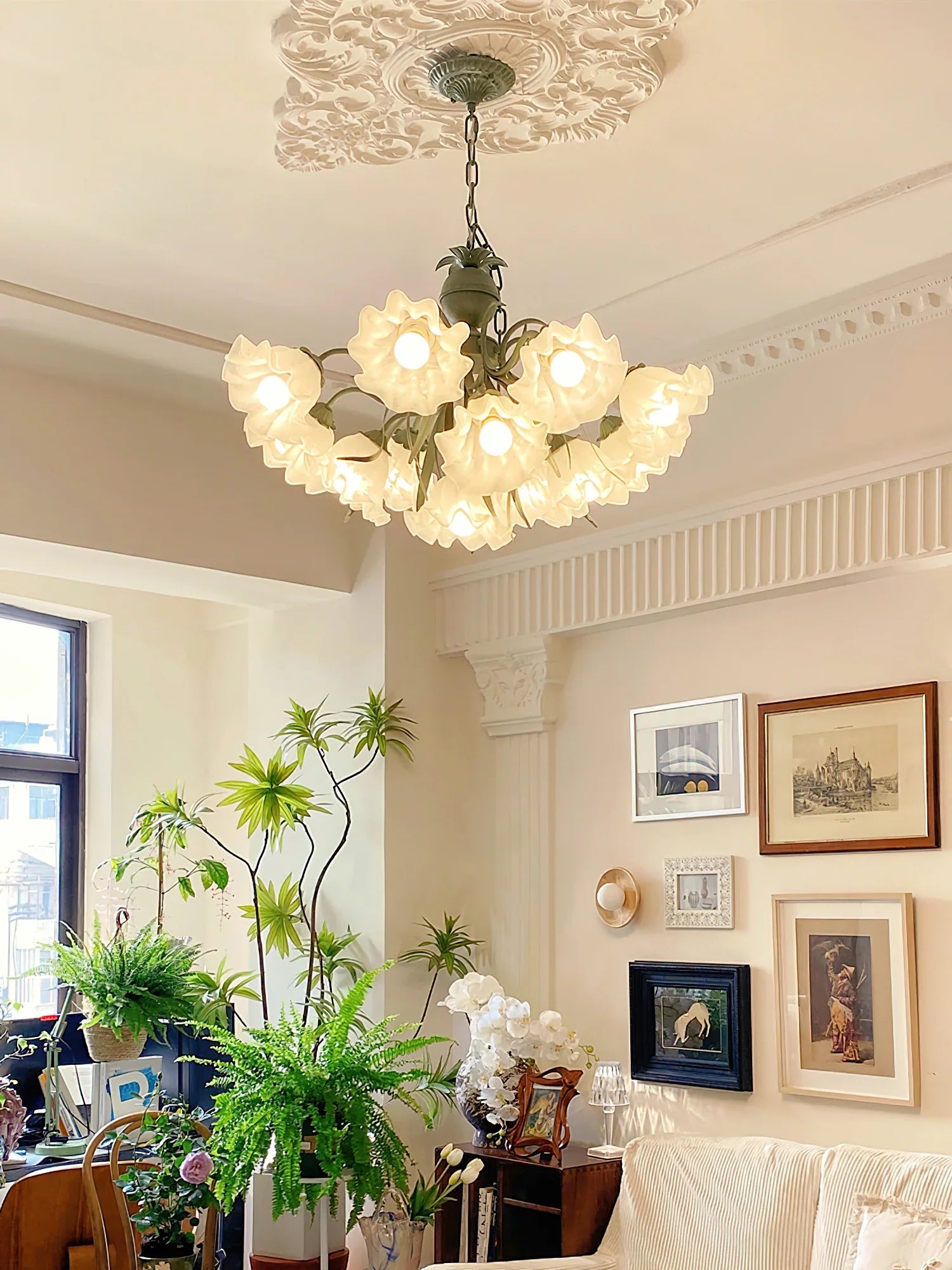 Lily of the Valley Flower Chandelier - NexioPick