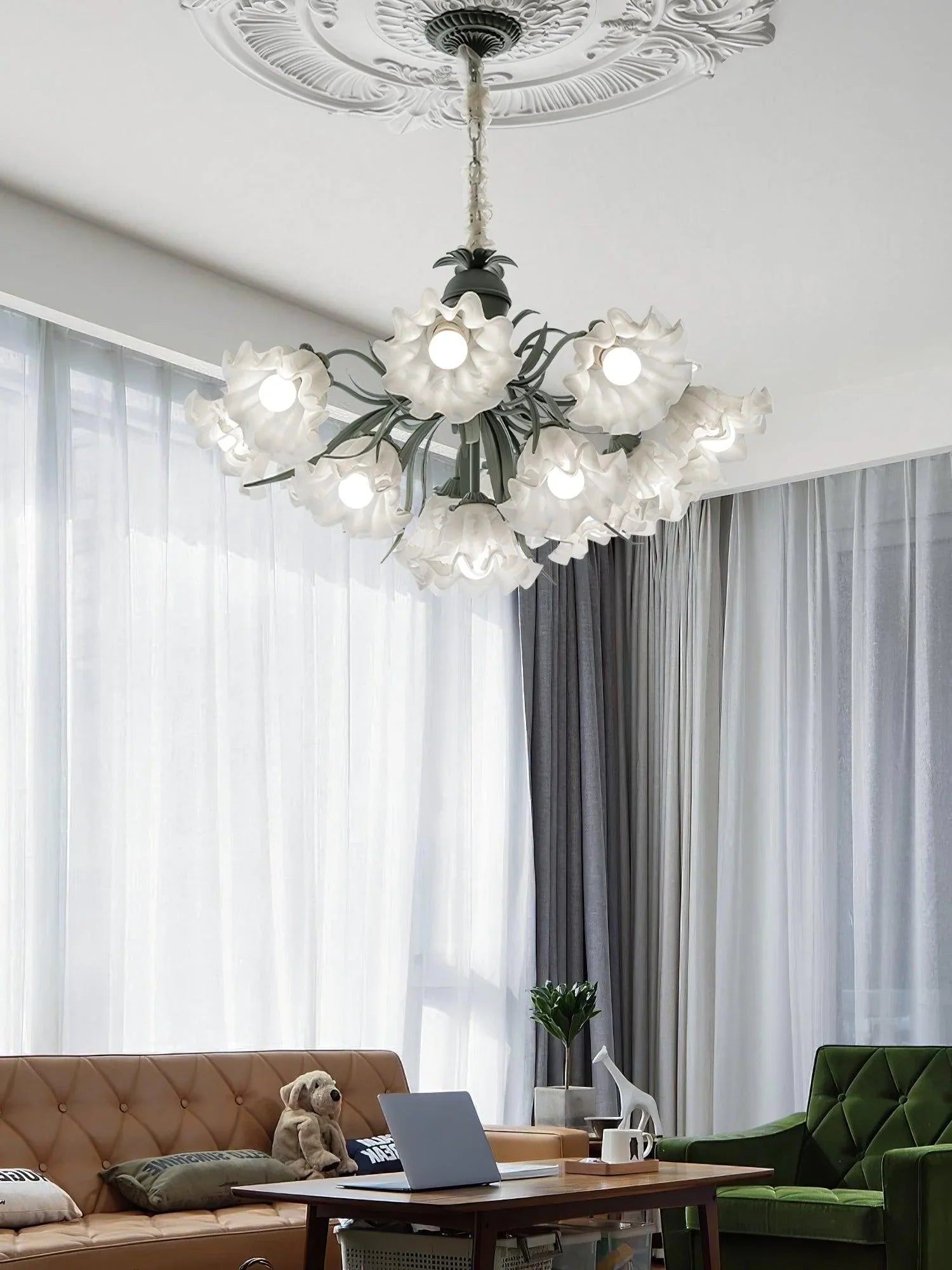 Lily of the Valley Flower Chandelier - NexioPick