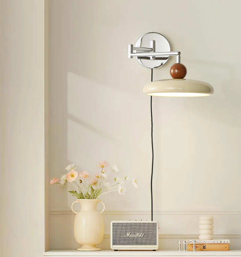 Lola Plug-in Wall Lamp - NexioPick